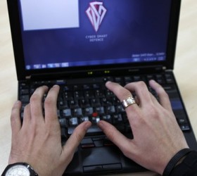 hacker-pc-ipologistis