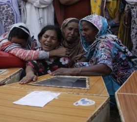 Pakistan-ekrixi-nerkoi-feretra-bomba