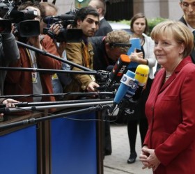 Merkel-EE-sinodos-korifis