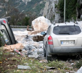 autokinita-dromos-katolisthisi