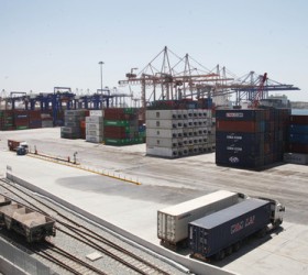 Οι εγκαταστάσεις Cosco στον Πειραιά