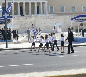 parelasi-athina