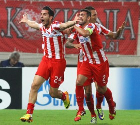 Olympiakos-Manolas