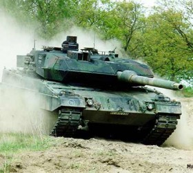 tank-arma-tethorakismeno-Leopard