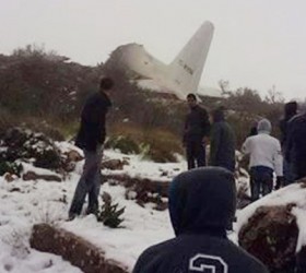 algeria-suntrivi-aerplano-stratiotiko-c130