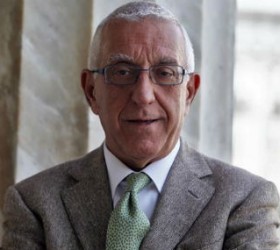 nikhtas kaklamanis