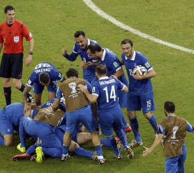 ÊÏÓÔÁ ÑÉÊÁ-ÅËËÁÄÁ / ÌÏÕÍÔÉÁË 2014 - ÖÁÓÇ ÔÙÍ 16 / ÔÏ 1-0