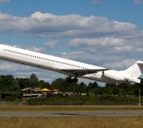 MD83