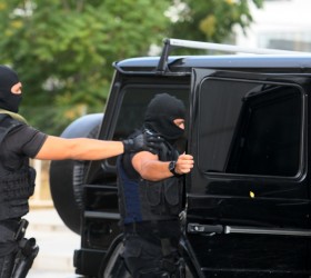 maziotis-antitromokratiki