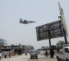 Pakistan-aeroplano-maxitiko