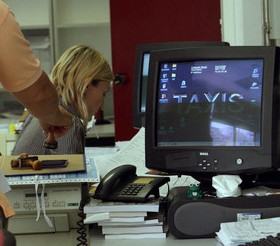 Χιλιάδες ιδιοκτήτες ακινήτων έτρεξαν να διορθώσουν τα λάθη του ΕΝΦΙΑ, δημιουργώντας «έμφραγμα» στις εφορίες

EUROKINISSI/ΤΑΤΙΑΝΑ ΜΠΟΛΑΡΗ