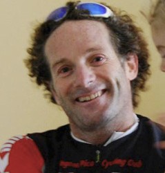 theo-curtis-amerikanos-dimosiografos-suria