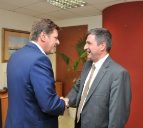 varvitsiotis-kaminis