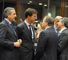ÂÑÕÎÅËÅÓ-Ï ÐÑÙÈÕÐÏÕÑÃÏÓ ÁÍÔÙÍÇÓ ÓÁÌÁÑÁÓ ÓÔÇ ÓÕÍÏÄÏ ÔÇÓ Å.Å.(EUROKINISSI-ÃÏÕËÉÅËÌÏÓ ÁÍÔÙÍÉÏÕ)