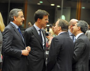 ÂÑÕÎÅËÅÓ-Ï ÐÑÙÈÕÐÏÕÑÃÏÓ ÁÍÔÙÍÇÓ ÓÁÌÁÑÁÓ ÓÔÇ ÓÕÍÏÄÏ ÔÇÓ Å.Å.(EUROKINISSI-ÃÏÕËÉÅËÌÏÓ ÁÍÔÙÍÉÏÕ)