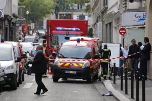 Paris-astynomia-police-bomba-ekrixi