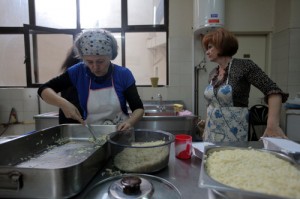 fagito-kouzina-dianomi-sisitia-ekklisia