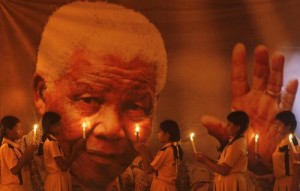 Mandela-Nelson-nekros-paidia