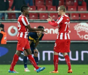 Olympiakos-Asteras-Vice-Olaitan