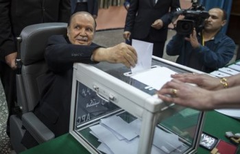 Bouteflika-Abdelaziz-proedros-Algeria