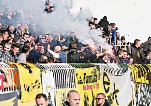 aek-fans-300x211