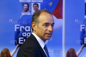 Ο Ζαν Φρανσουά Κοπέ παραιτήθηκε από την προεδρία της «Ενωσης για ένα λαϊκό κίνημα - UMP» REUTERS/Charles Platiau