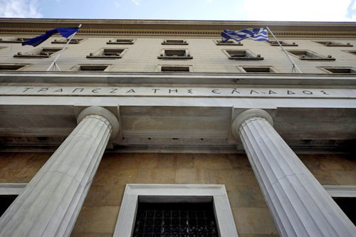 Κώδικα αντιμετώπισης της βραδυφλεγούς βόμβας των καθυστερημένων δανείων όρισε η Τράπεζα της Ελλάδας EUROKINISSI