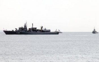ploio-fregata