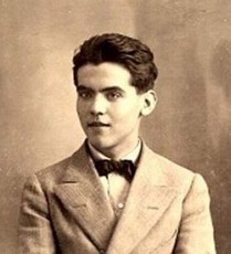250px-Lorca_(1914)